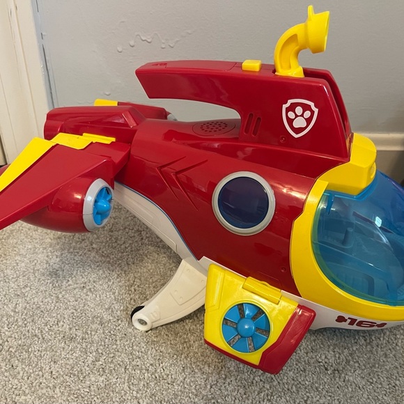 PAW PATROL BUNDLE: PATROL TRUCK, HELICOPTER/SHIP, AND RUBBLE’S TRUCK - Picture 3 of 8